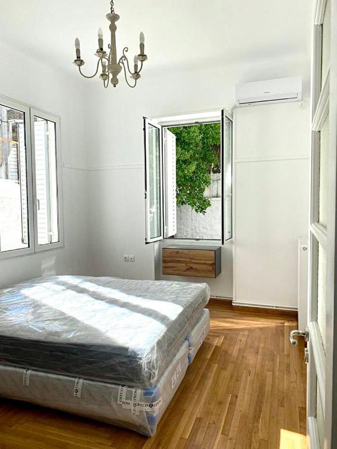 Modern 3Br Maisonette With Garden 10 Min From Acropolis Athènes Extérieur photo